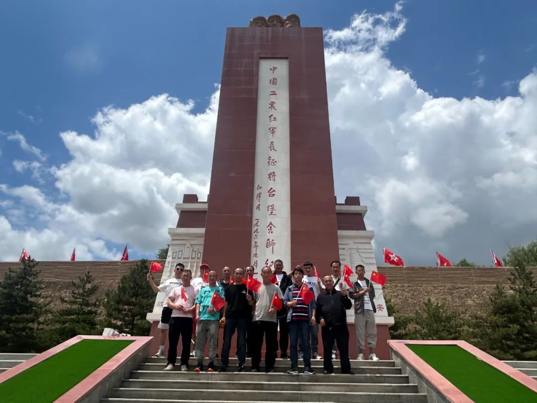 乐竞体育-乐竞体育·(中国)官方网站|西北碳化硅|绿碳化硅|黑碳化硅|碳化硅微粉|碳化硅颗粒|炼钢用碳化硅